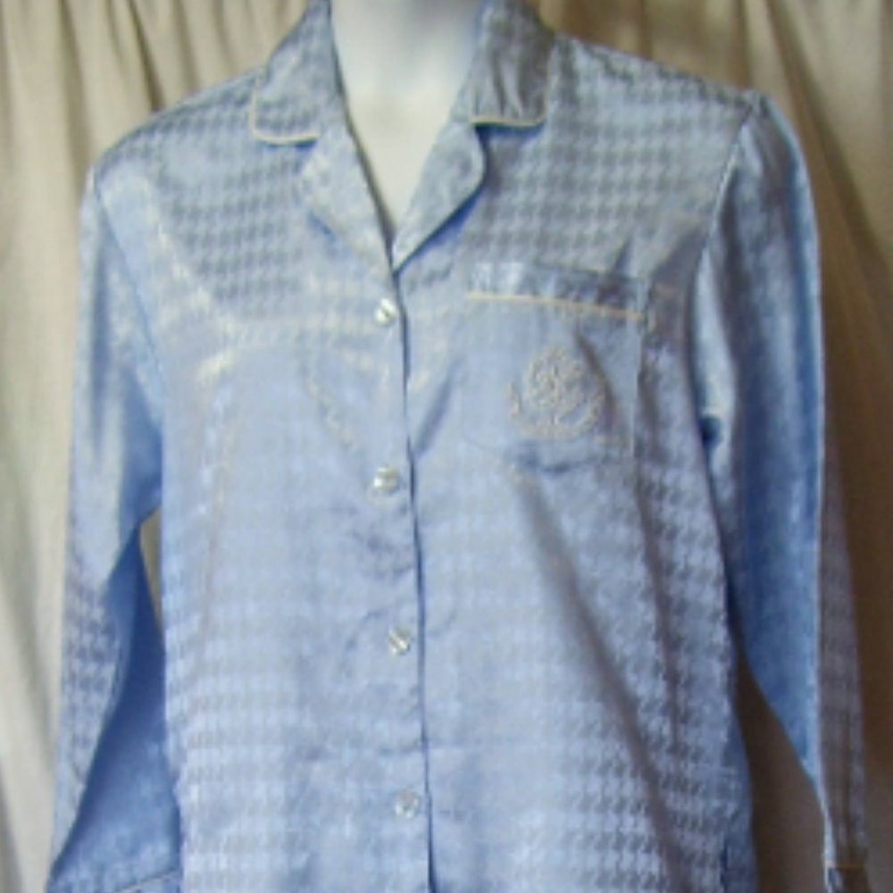 Bay Studio Blue Satin Embossed Pajamas Size M NWOT